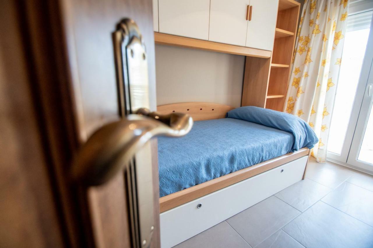 Apartamento Paseo Maritimo 27 Кадис Екстериор снимка